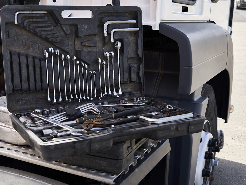 Equipped for the Road: Top 6 Essential Tools for Every Mobile Truck Driver